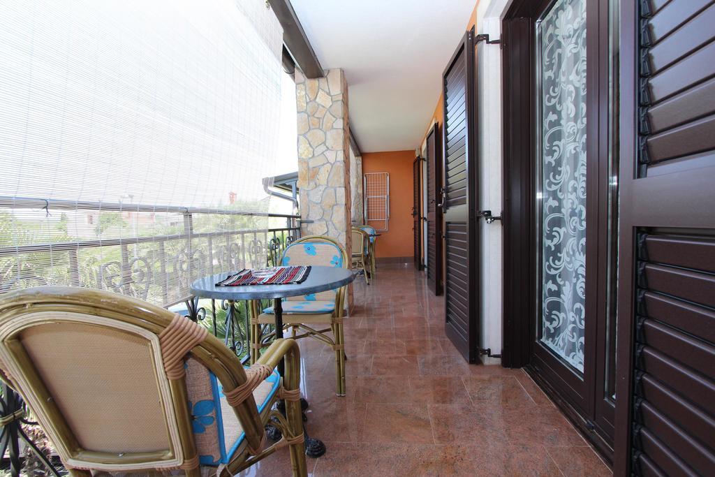 Apartments Marlina 로비니 객실 사진